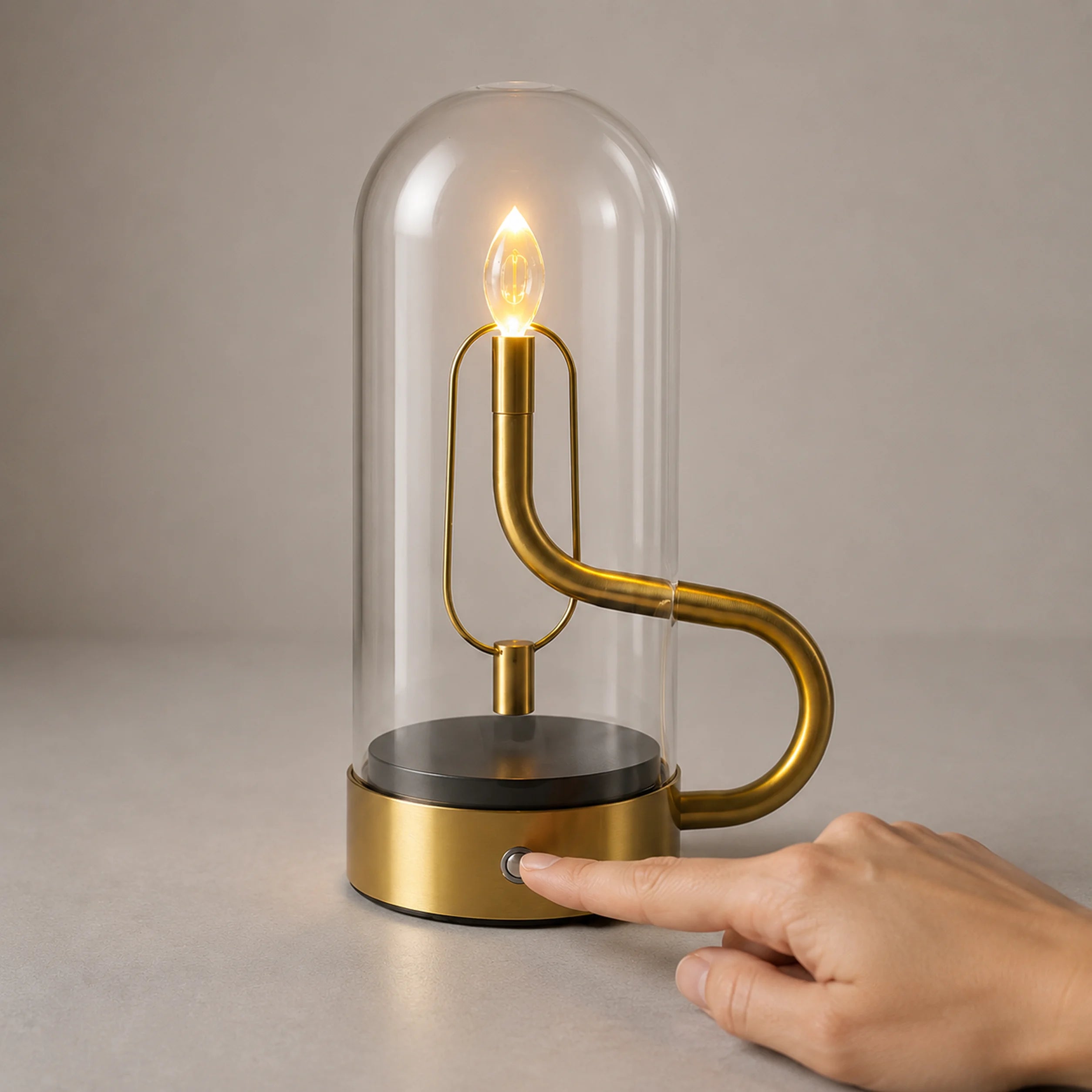 Ember Dome — Rechargeable Flame-Effect Lamp with Glass Dome